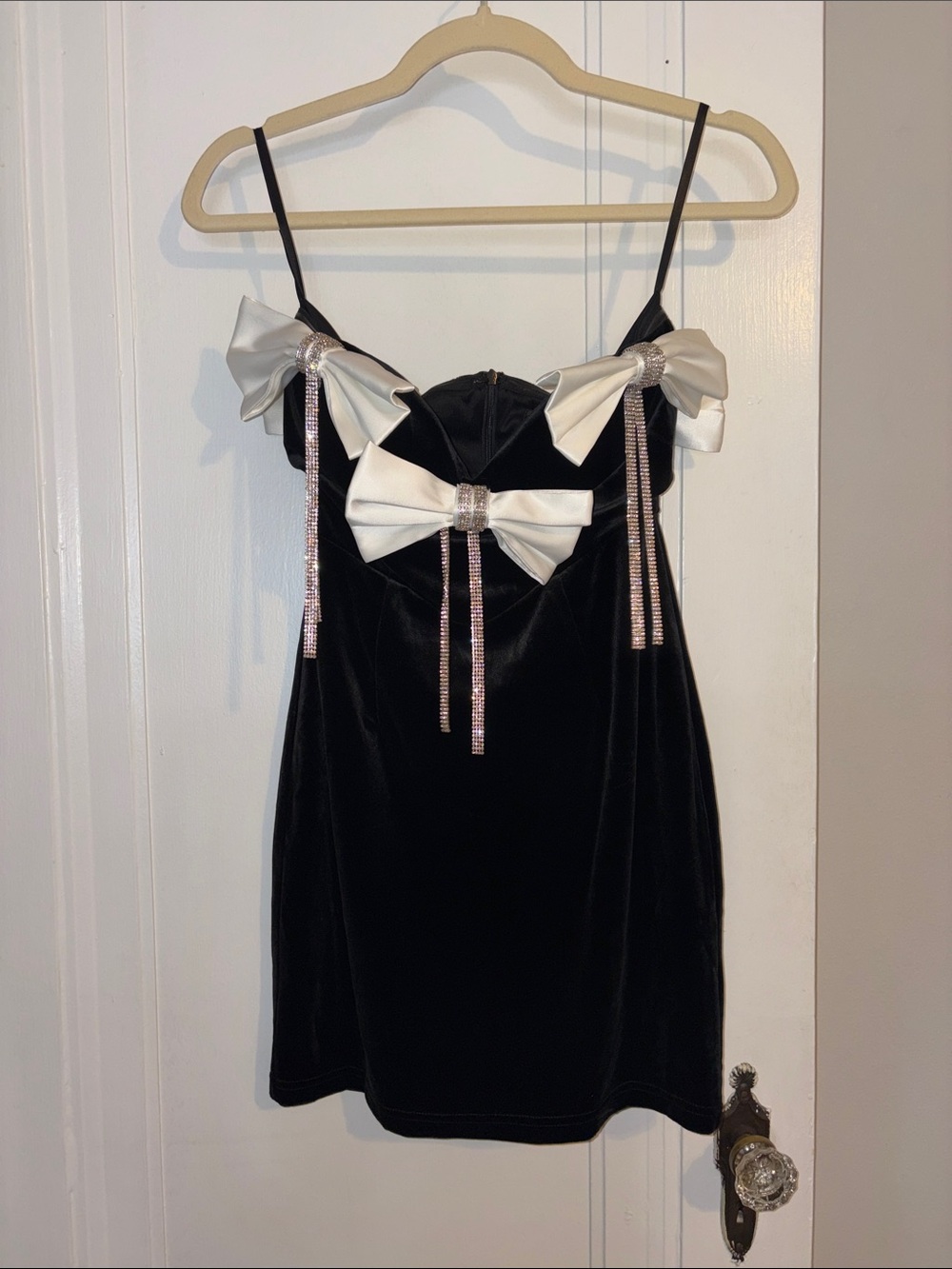 Novaluxe Black Velvet Bow-Accent Camisole Dress with Satin Bows